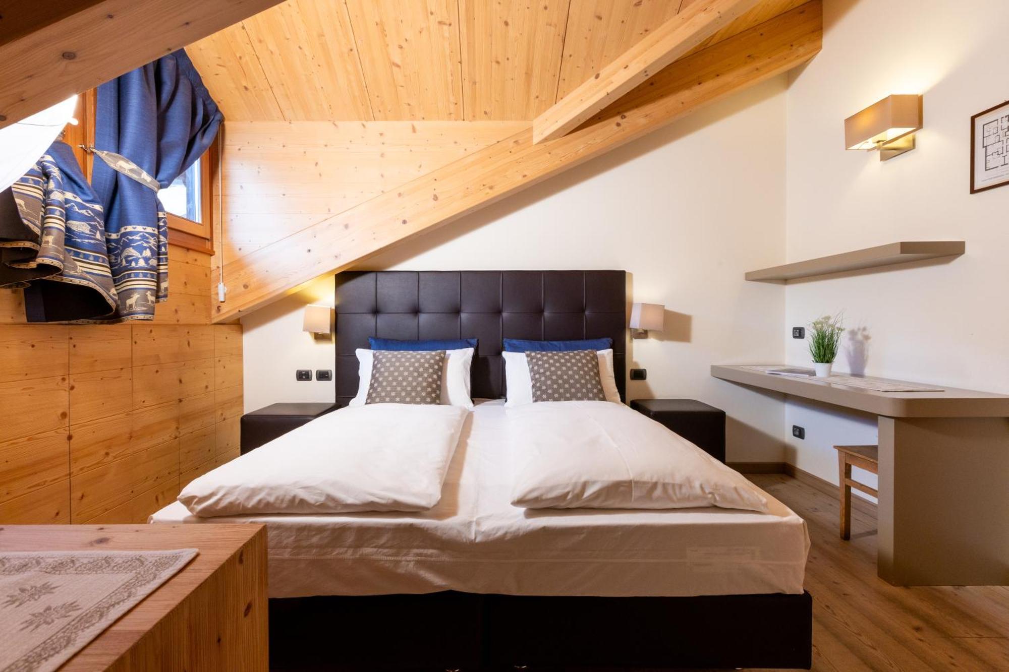 Hotel Cardo Isolaccia Εξωτερικό φωτογραφία