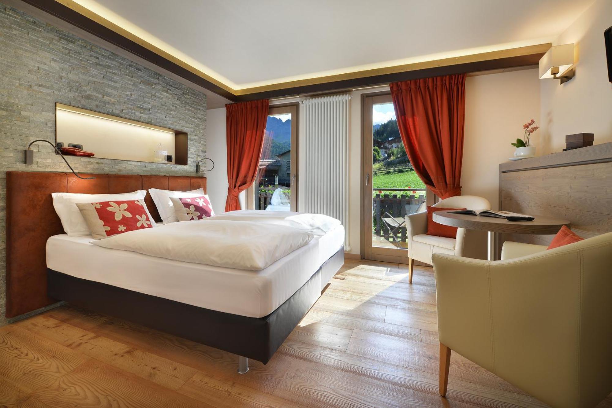 Hotel Cardo Isolaccia Εξωτερικό φωτογραφία