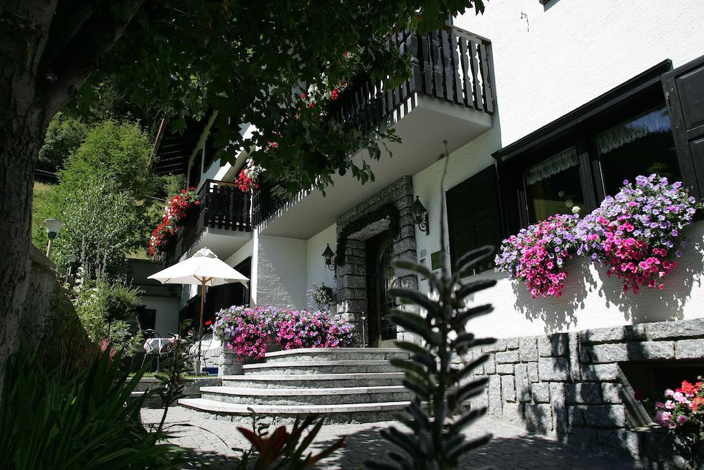 Hotel Cardo Isolaccia Εξωτερικό φωτογραφία