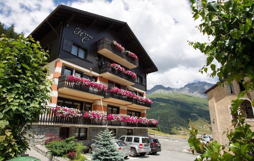 Hotel Cardo Isolaccia Εξωτερικό φωτογραφία